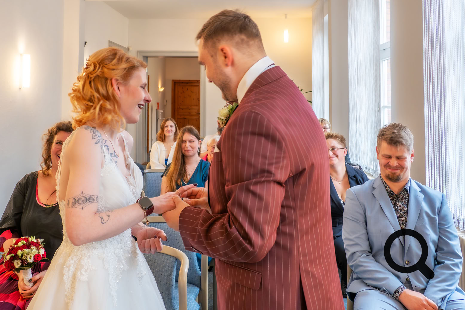 Standesamt Ribnitz-Damgarten Ja, die Trauringe finden ihren Platz.