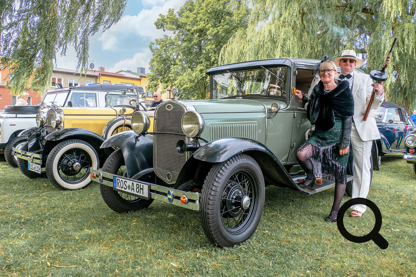 Am 17.07.2022 konnten historische Fahrzeuge im Hafen Ribnitz bestaunt werden.