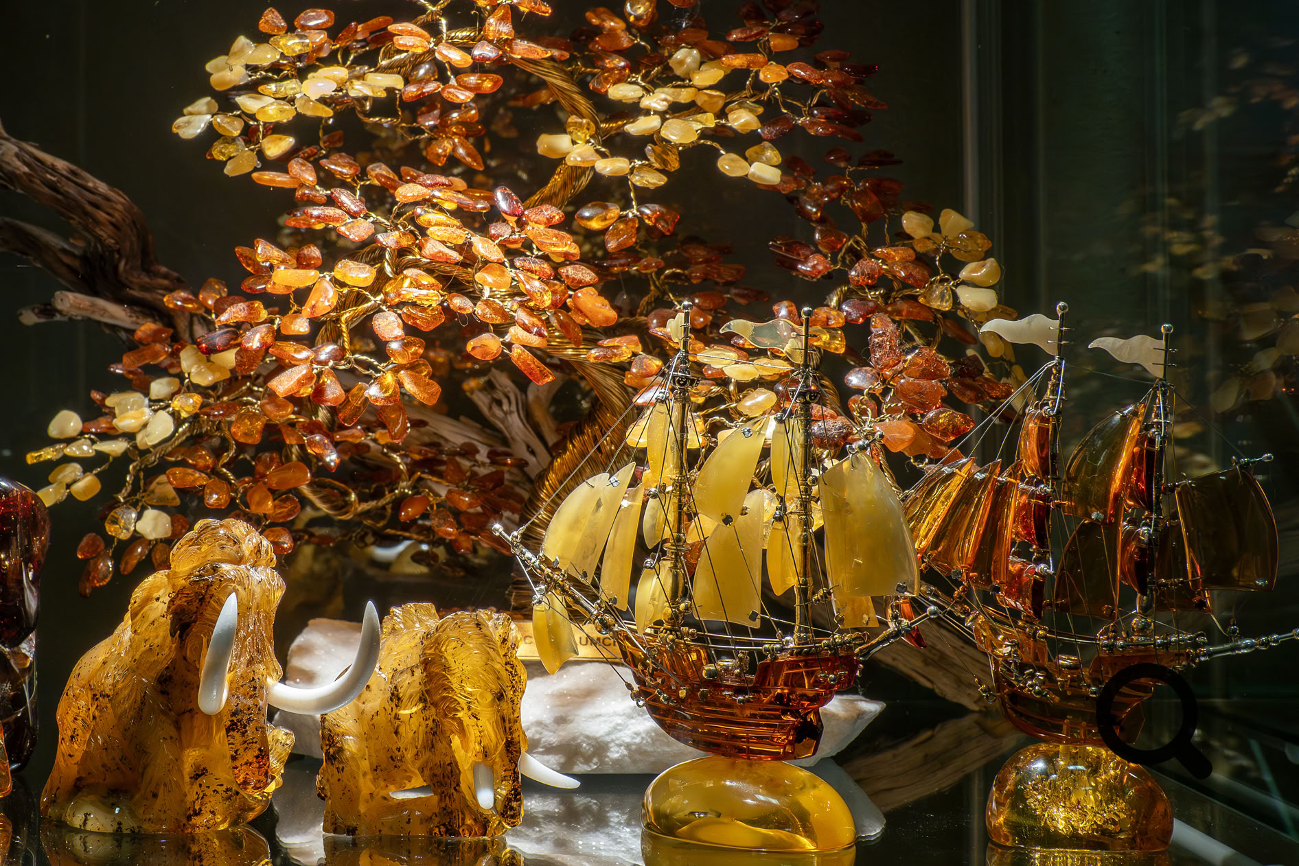 Kunstwerke aus Bernstein